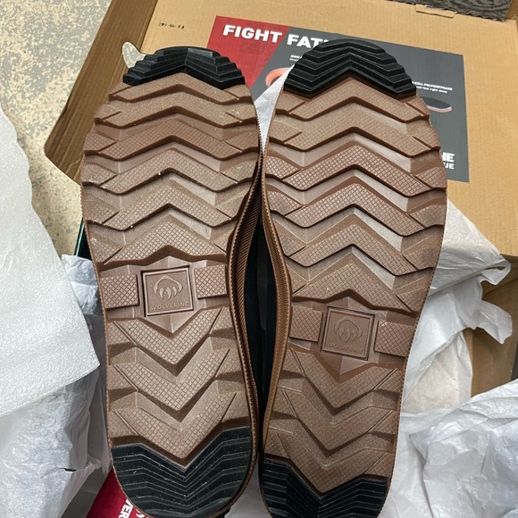 Brand new in box Wolverine Torrent Trek with anti fatigue and waterproof. main image 6
